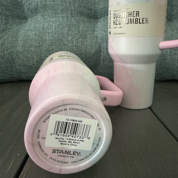 NEW Stanley 40oz Stainless Steel Quencher H2.0 Tumbler Watercolor Tulle - Picture 5 of 5